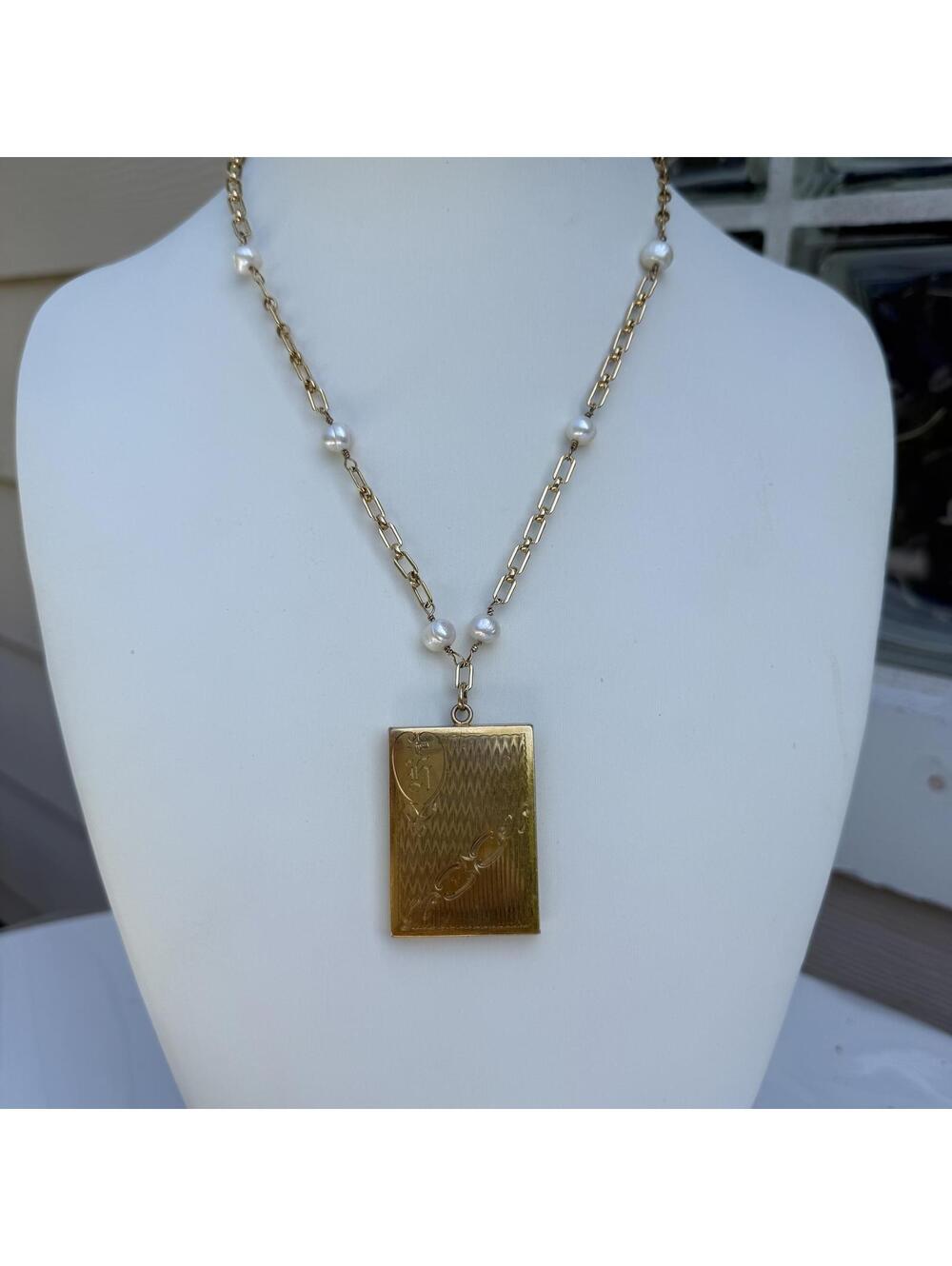 Antique Art Deco Four Photo Gold Fill Locket Necklace with Pearl Chains. - Picture 4 of 9